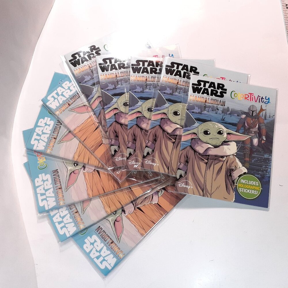 10 - STAR WARS THE MANDALORIAN COLORTIVITY - INCLUDES HOLOGRAPHIC STICKER NEW